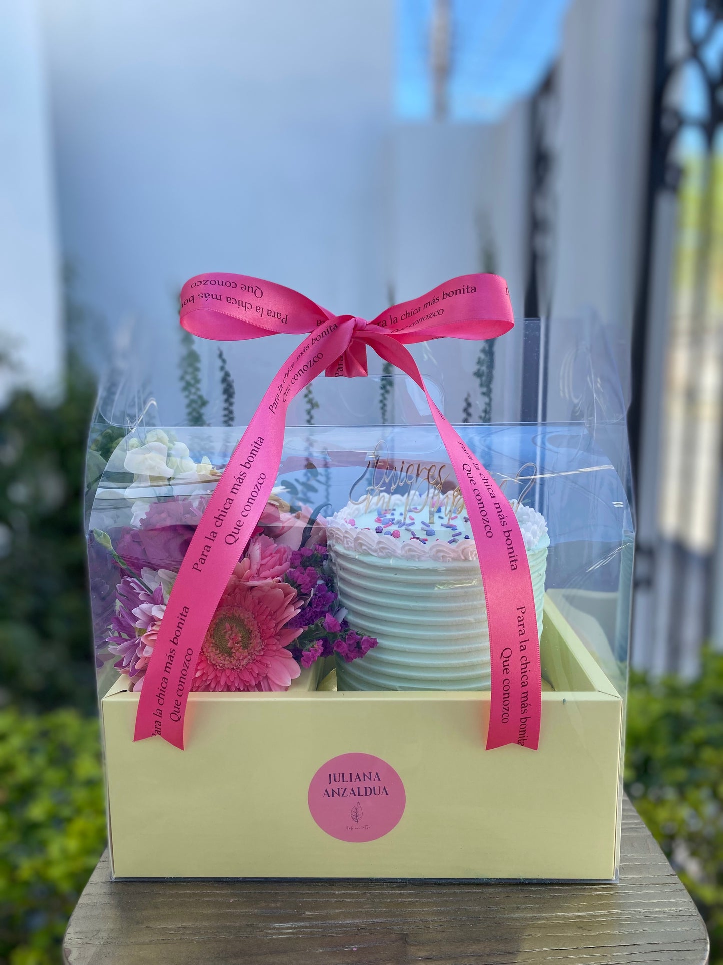 Cake Box