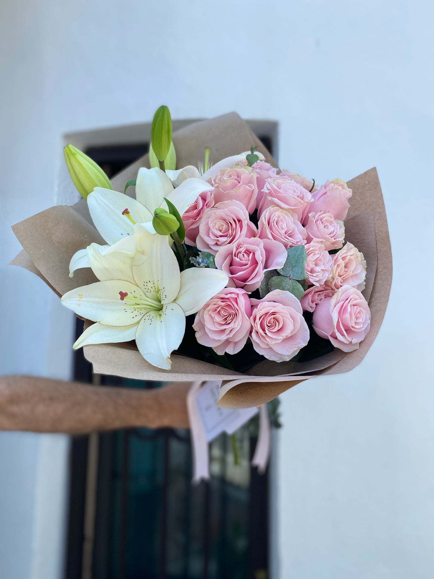 Ramo lilies y Rosas