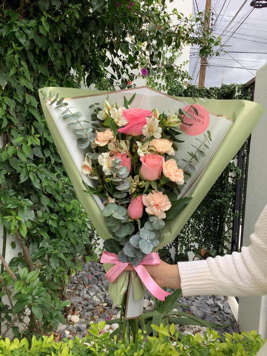 Ramo Encanto (10 Mayo)